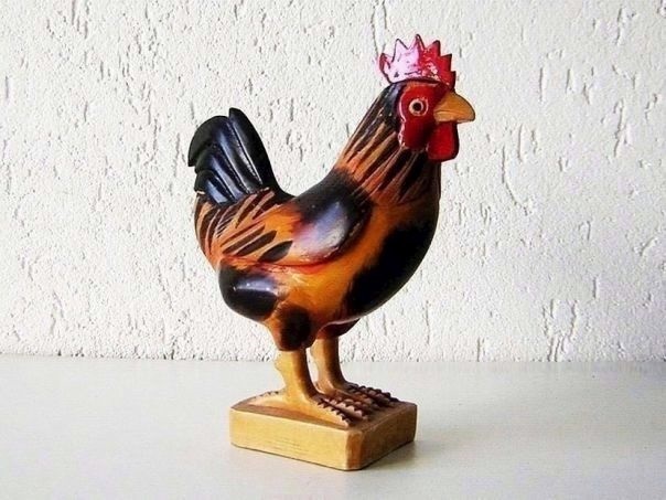 Small brown rooster – (9904)